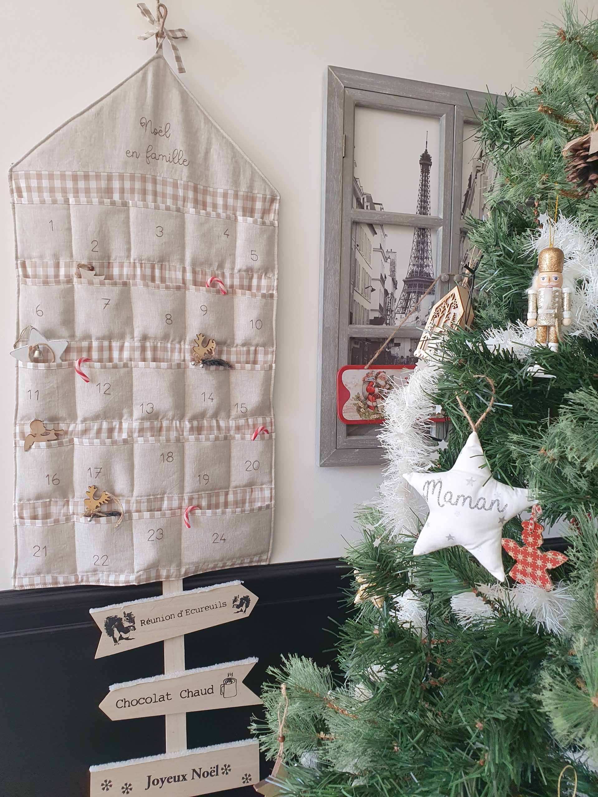 Calendrier de l'avent personnalisé et brodé